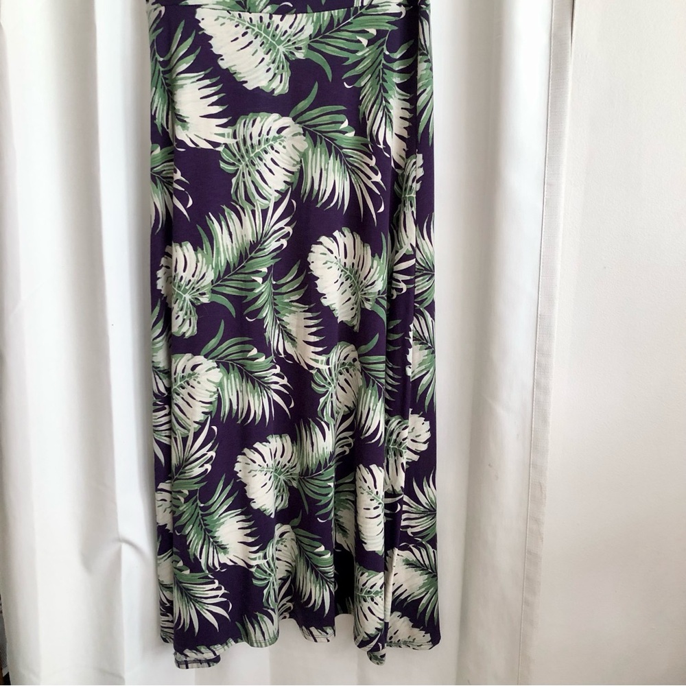 LuLaRoe Tropical Leaf  maxi skirt L dark purple Monstera soft flowy